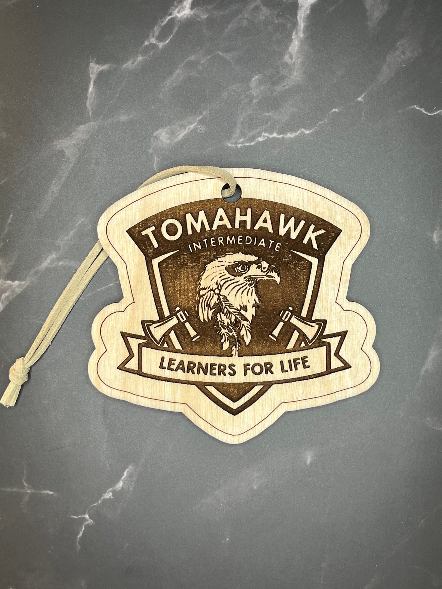 Tomahawk Intermediate Ornament
